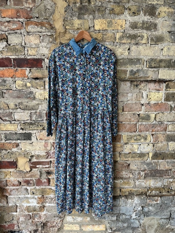 Denim collar long sleeve dress